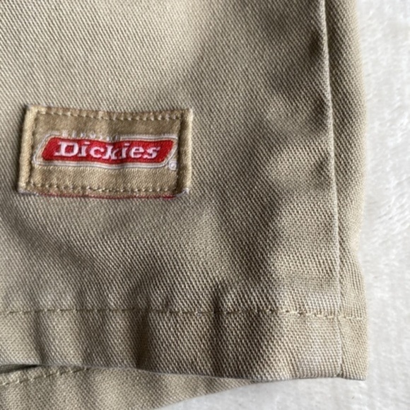 NWOT Boys Dickies Khaki Shorts‎ Size 6RG 20 1/2 Waist - Picture 3 of 8
